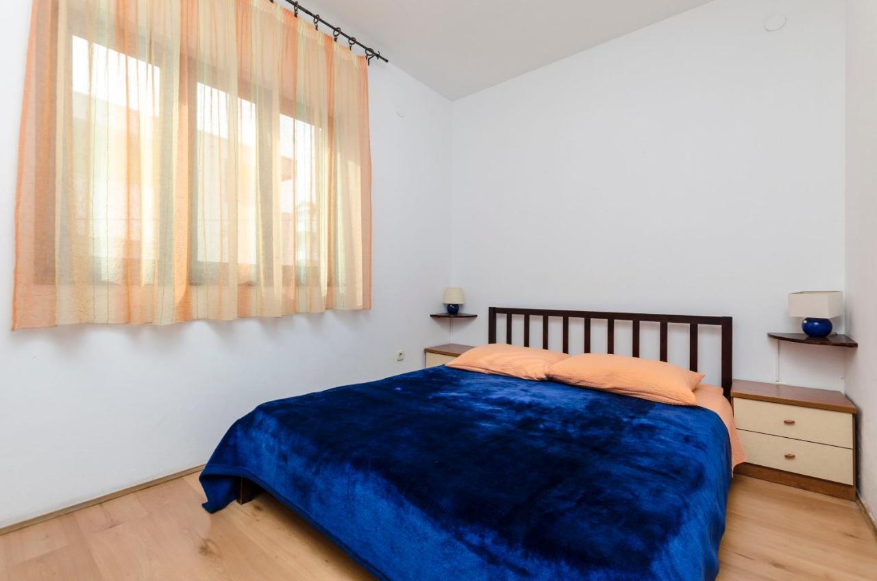 Apartments Katja Trogir Bagian luar foto