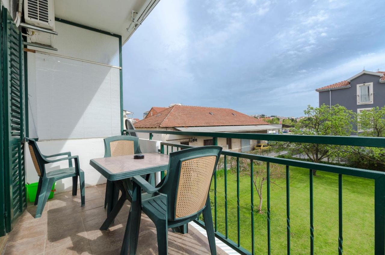 Apartments Katja Trogir Bagian luar foto