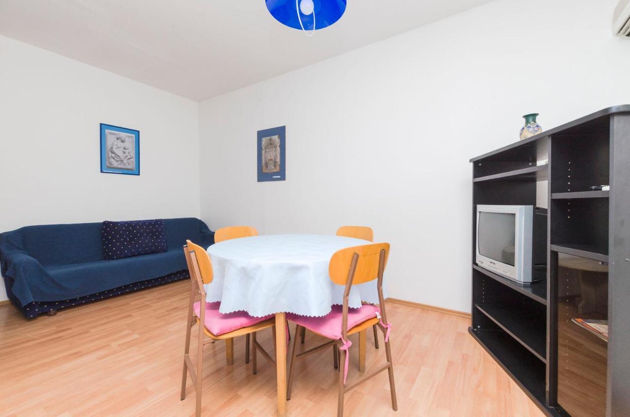 Apartments Katja Trogir Bagian luar foto